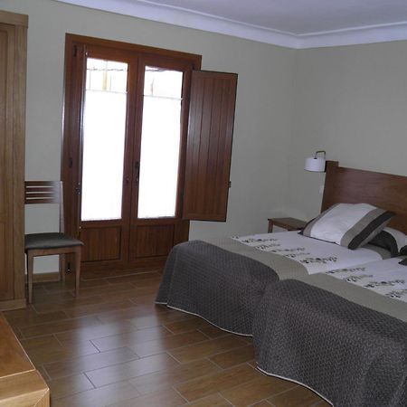 Apartamentos Turisticos Peñafiel Pokoj fotografie